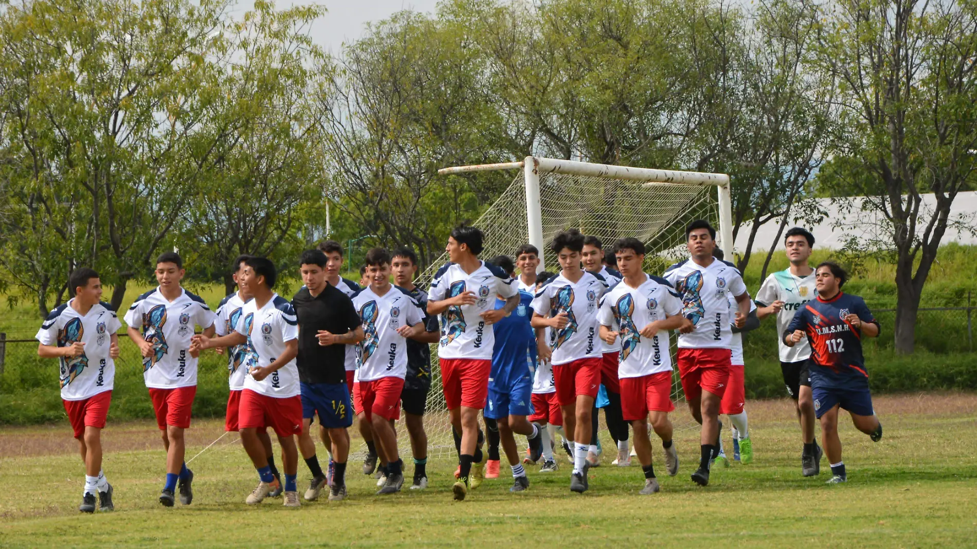 Zorros de la UMSNH en entrenamiento